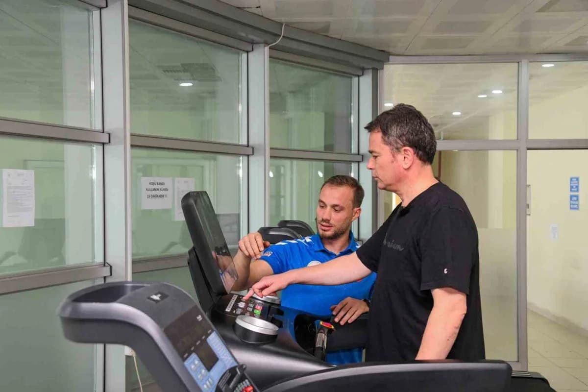 Osmangazi Belediyesi, "Sporun Kalbi Osmangazi" uygulamasıyla spor tesislerine erişimi, eğitim programlarına kaydı ve öde