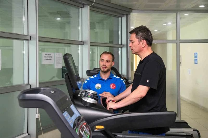 Osmangazi Belediyesi, "Sporun Kalbi Osmangazi" uygulamasıyla spor tesislerine erişimi, eğitim programlarına kaydı ve öde