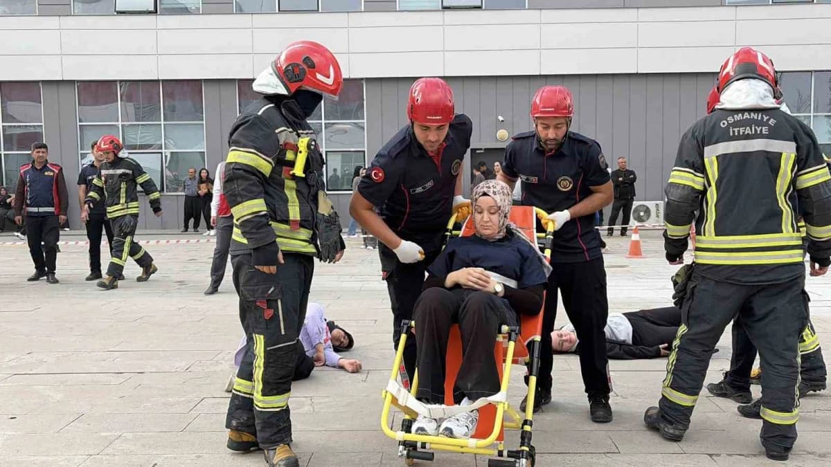 Osmaniye’de hastanede patlama, kimyasal sızıntı ve yangın tatbikatı