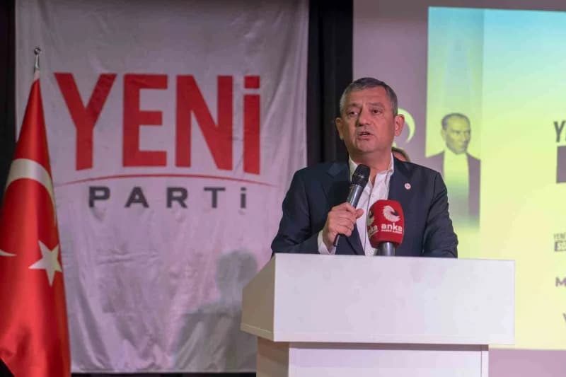 Yeni Parti Genel Başkanı Özgür Özel, konuşma yaptı.