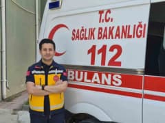 Eskişehir’de acil sağlık hizmetlerinde görev yapan Paramedik Harun Özkan saha çalışması sırasında