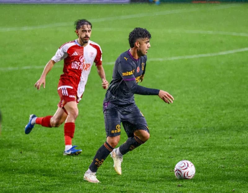 Galatasaray, Trendyol 1. Lig ekiplerinden Pendikspor ile oynadığı hazırlık maçında 3-3 berabere kaldı.