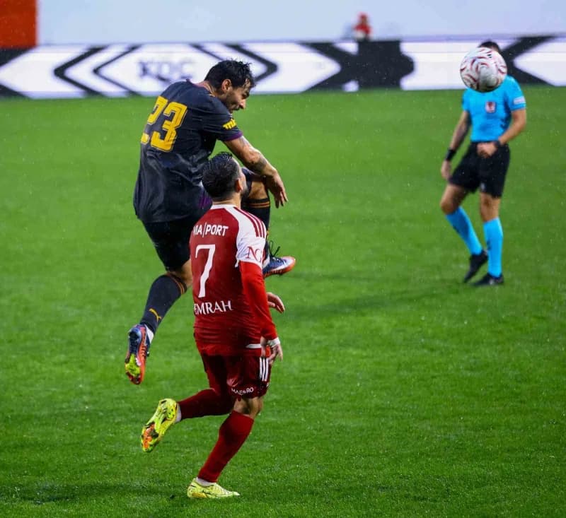 Galatasaray, Trendyol 1. Lig ekiplerinden Pendikspor ile oynadığı hazırlık maçında 3-3 berabere kaldı.