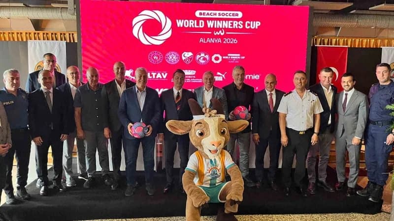 Plaj Futbolu Dünya Kulüpler Şampiyonası'nın (World Winners Cup 2026) lansmanı Alanya'da gerçekleştirildi