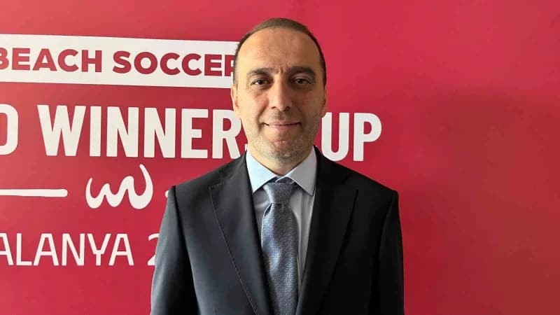 Plaj Futbolu Milli Takımı eski futbolcusu ve teknik direktörü Adil Müftüoğlu
