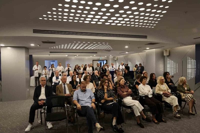 Medicana International İzmir Hastanesi çalışanları, 2024 yılında geçirdiği kalp krizi sonucu hayatını kaybeden İç Hastal