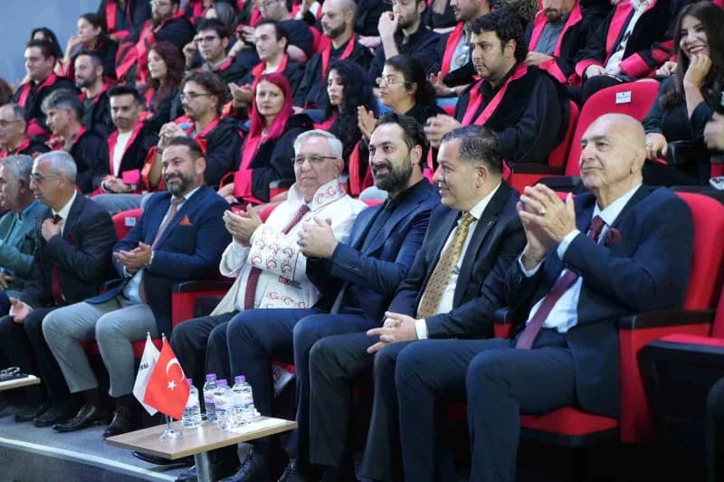 Antalya Belek Üniversitesinde düzenlenen törende DAP Holding Yönetim Kurulu Eş Başkanı Rafet Yılmaz’