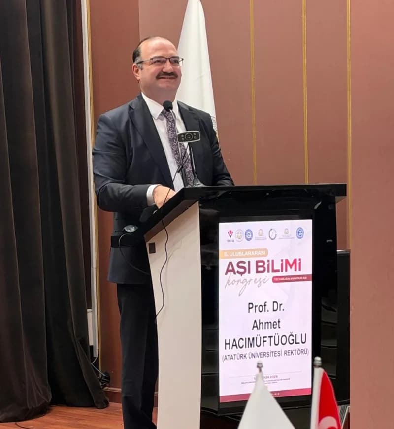 Atatürk Üniversitesi Rektörü Prof. Dr. Ahmet Hacımüftüoğlu’nun davetli konuşmacı olarak katıldığı kongrede konuşan Bilim