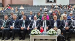6. Uluslararası Aşı Bilimi Kongresinde konuşma yapan Prof. Dr. Ahmet Hacımüftüoğlu
