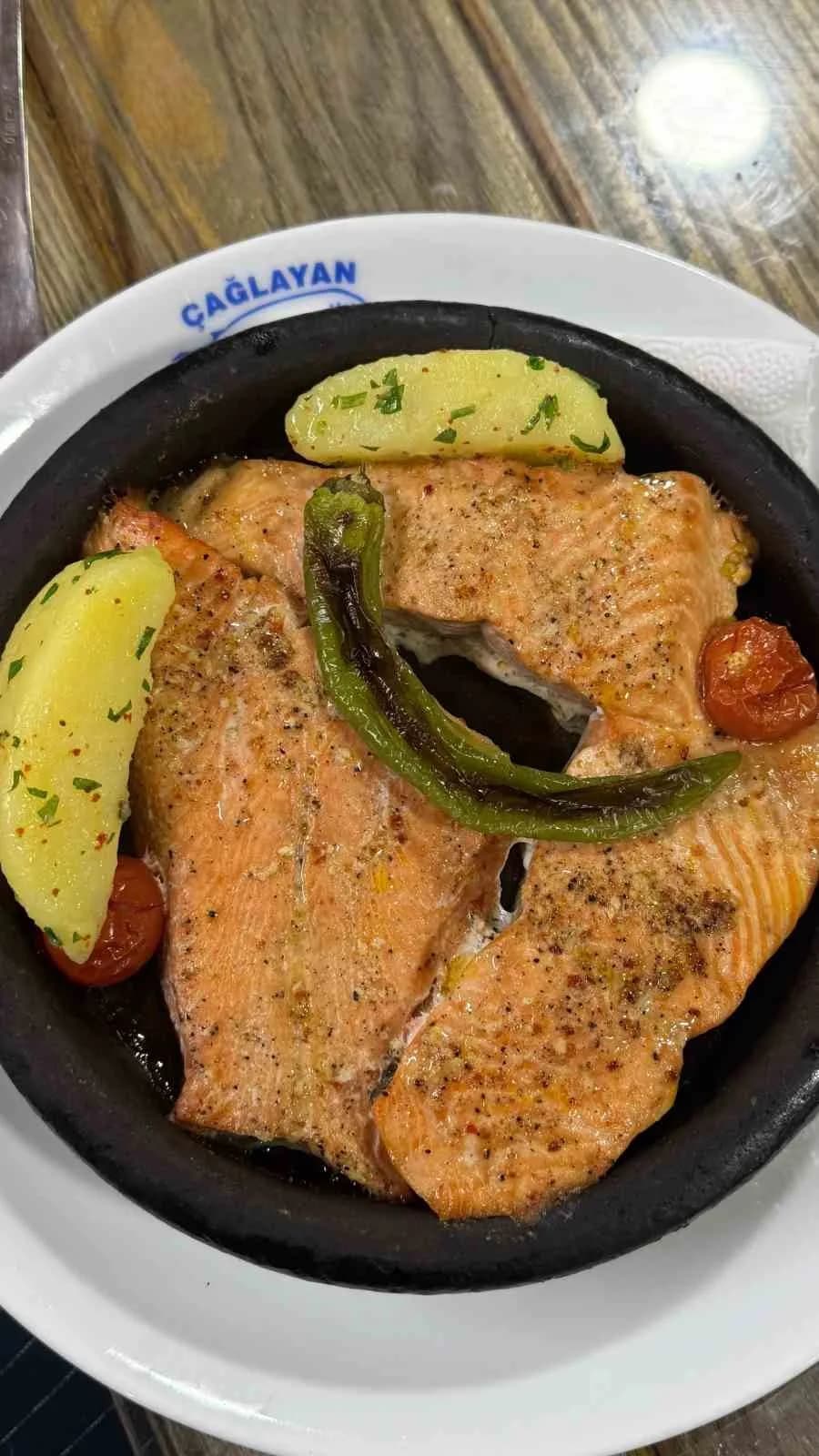 Rize, 6. Gastronomi Günleri ile birlikte Avrupa pazarında yüksek değer bulan Türk Somonu ihracatını, İyidere Lojistik Li