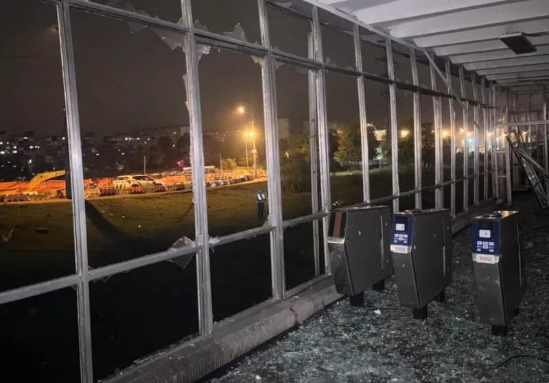 Rus güçlerinin gece boyunca Ukrayna genelinde balistik füze ve insansız hava araçları (İHA) ile düzenlediği saldırılarda