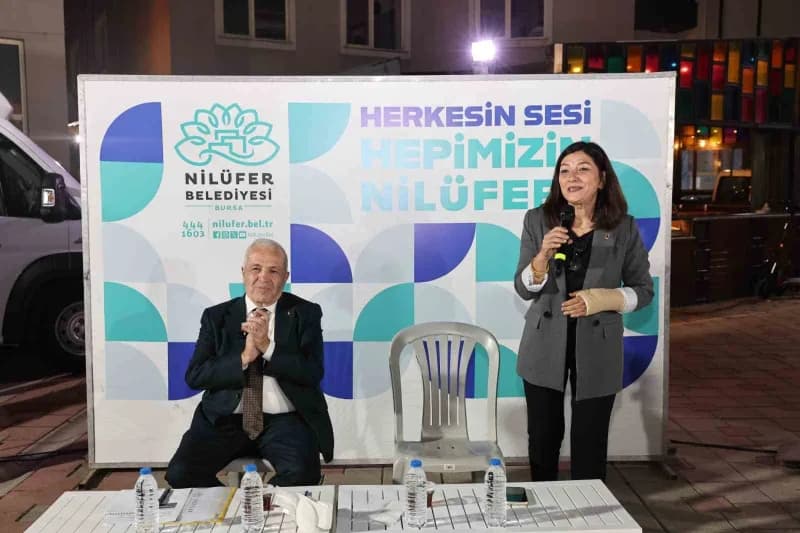 "Şadi Başkan'la Akşam Çayı" buluşmalarının son durağı Üçevler Mahallesi oldu. Vatandaşların talep ve önerilerini dinleye