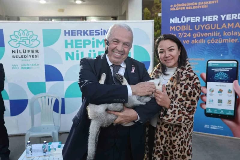 Nilüfer Belediye Başkanı Şadi Özdemir, "Şadi Başkan’la Akşam Çayı" buluşmaları kapsamında Akçalar Ma