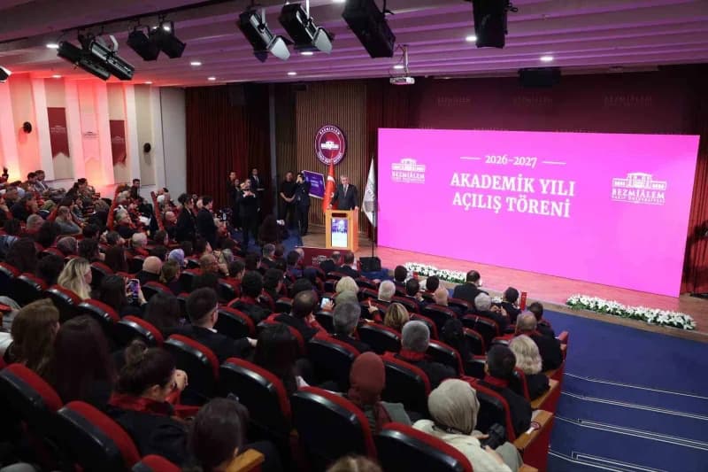Sağlık Bakanı Kemal Memişoğlu, Bezmialem Vakıf Üniversitesi 2026-2027 Akademik Açılış Yılı töreninde "Sağlığın bilgisini