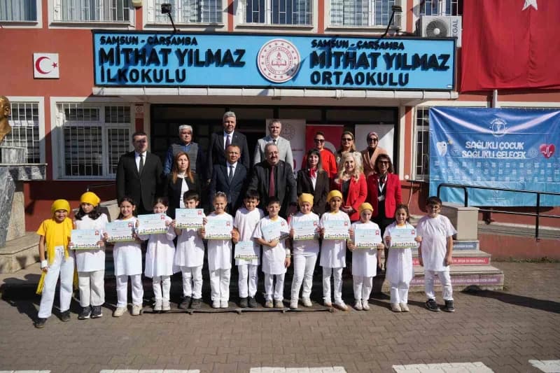 Samsun’da Sağlıklı Çocuk, Sağlıklı Gelecek Programı kapsamında öğrencilere sağlık eğitimi veriliyor