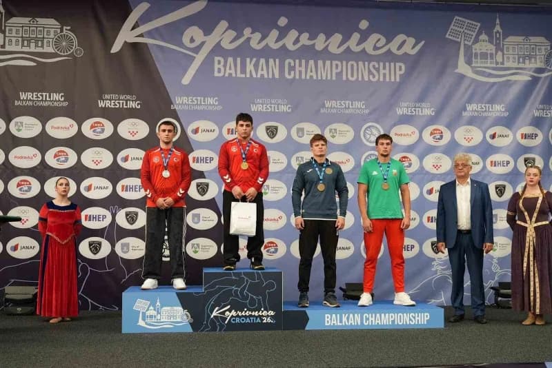 Şahinbey Belediyespor Kulübü güreşçileri, Hırvatistan’daki U17 Balkan Güreş Şampiyonası’nda 1 altın, 3 gümüş ve 1 bronz