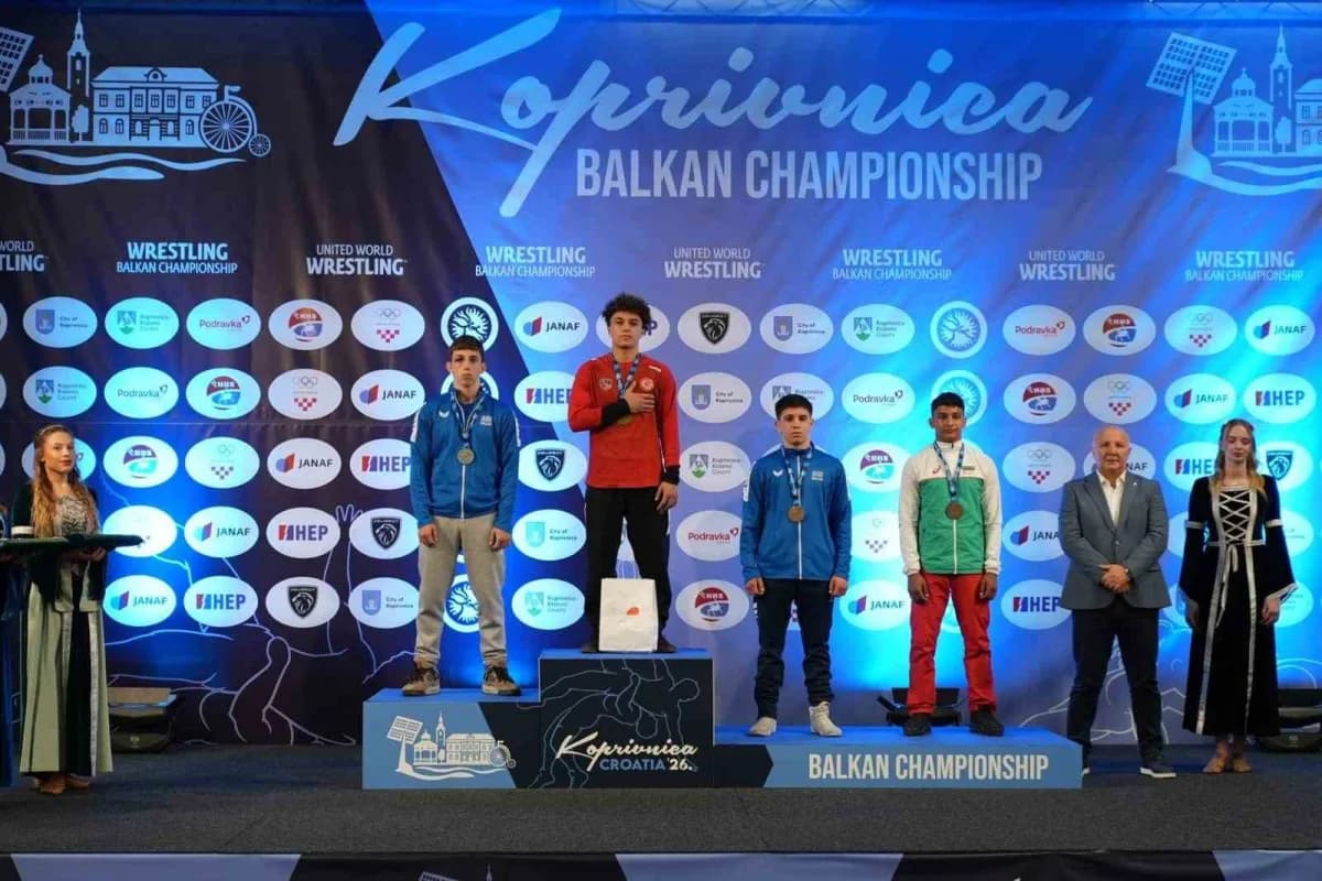 Şahinbey Belediyespor Kulübü güreşçileri, Hırvatistan’daki U17 Balkan Güreş Şampiyonası’nda 1 altın, 3 gümüş ve 1 bronz