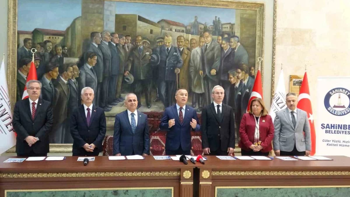 Gaziantep Valiliği koordinasyonunda Şahinbey Kaymakamlığı, Şahinbey Belediyesi, İl Milli Eğitim Müdürlüğü, Hasan Kalyonc