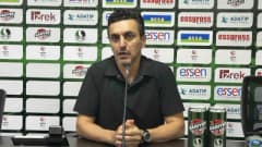 Sakaryaspor ile İskenderunspor arasında TFF 2. Lig maçından bir pozisyon