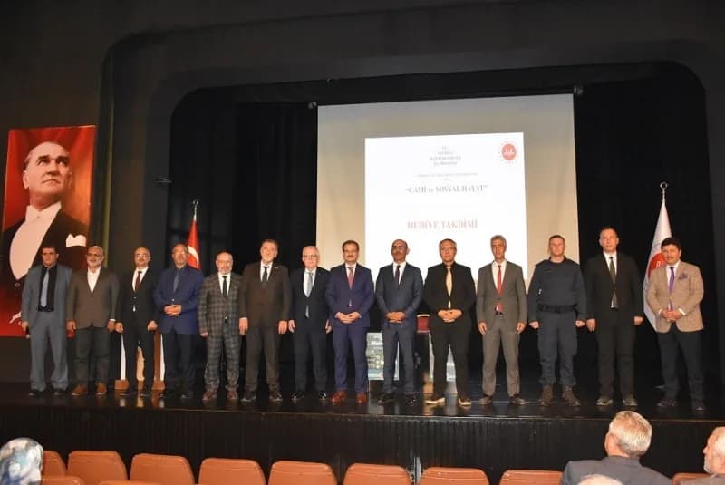 Manisa’nın Salihli ilçesinde Camiler ve Din Görevlileri Haftası dolayısıyla İlçe Müftülüğü tarafından "Cami ve Sosyal Ha
