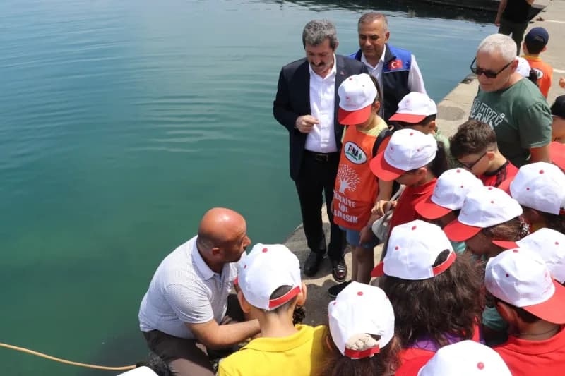 Samsun Valiliği koordinesinde 2025 yılında başlatılan 15 Çevre projesiyle şehrin mavisi ve yeşili ko