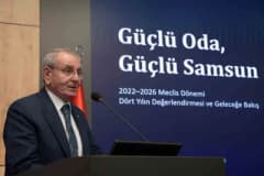 Samsun Ticaret ve Sanayi Odası Yönetim Kurulu Başkanı Salih Zeki Murzioğlu konuşma yaparken