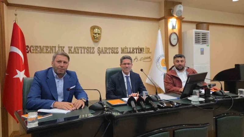 Samsun Büyükşehir Belediye (SBB) Meclisi Toplantısı'nda, Samsunspor Nuri Asan Tesisleri'nin Millet Bahçesi Projesi'nden