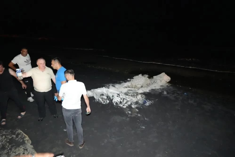 Samsun'un Atakum ve Çarşamba ilçelerinde Ağustos ayında sahile vuran ve içeriği ilk etapta belirlenemeyen yaklaşık 800 k