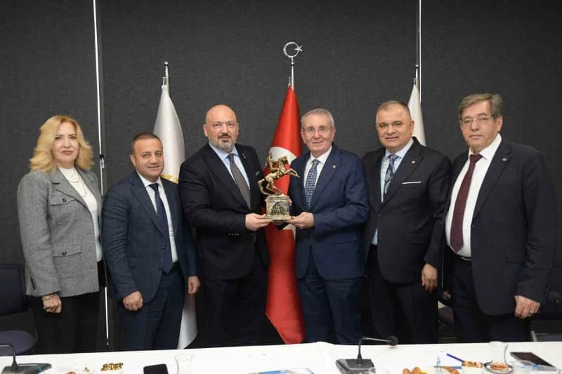 Samsun Ticaret ve Sanayi Odası (TSO) Yönetim Kurulu Başkanı Salih Zeki Murzioğlu, yeni yatırım ve iş