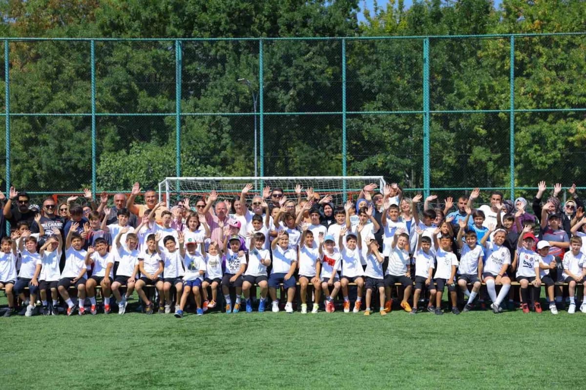 Samsun Büyükşehir Belediyesi (SBB) tarafından çocukların ve gençlerin fiziksel gelişimlerine katkı sağlamak ve Spor alış