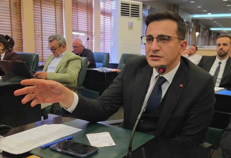 Mustafa Mermutlu, otogar konusuna açıklık getirdi.