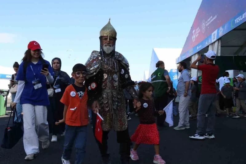 Büyükşehir’in Bilim Merkezi standı TEKNOFEST’in ilgi odağı oldu