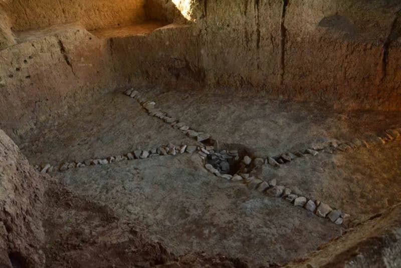 Kazı alanında incelemelerde bulunuldu