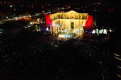 Sardes Antik Kenti’nde Goran Bregovic’in sahne performansı ve konser atmosferi