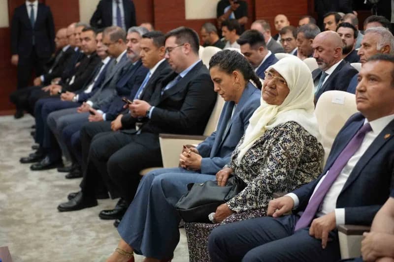 Antalya'da tedavi gördüğü hastanede hayatını kaybeden Cumhuriyet Savcısı Gadem Taş'ın adının verildiği Konferans Salonu,