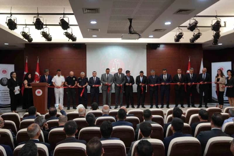 Antalya'da tedavi gördüğü hastanede hayatını kaybeden Cumhuriyet Savcısı Gadem Taş'ın adının verildiği Konferans Salonu,