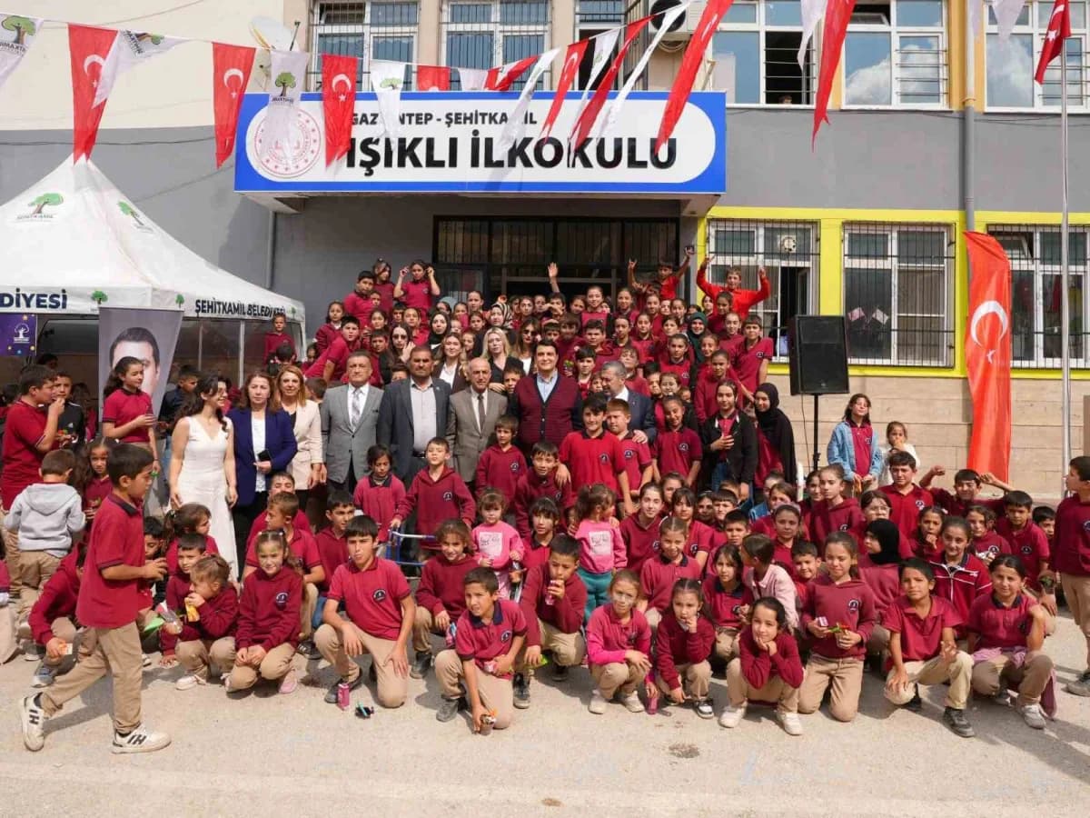 Şehitkamil Belediyesi tarafından TÜBİTAK 4009 Bilim ve Toplum Destek Programı kapsamında desteklenmeye hak kazanan "Işık