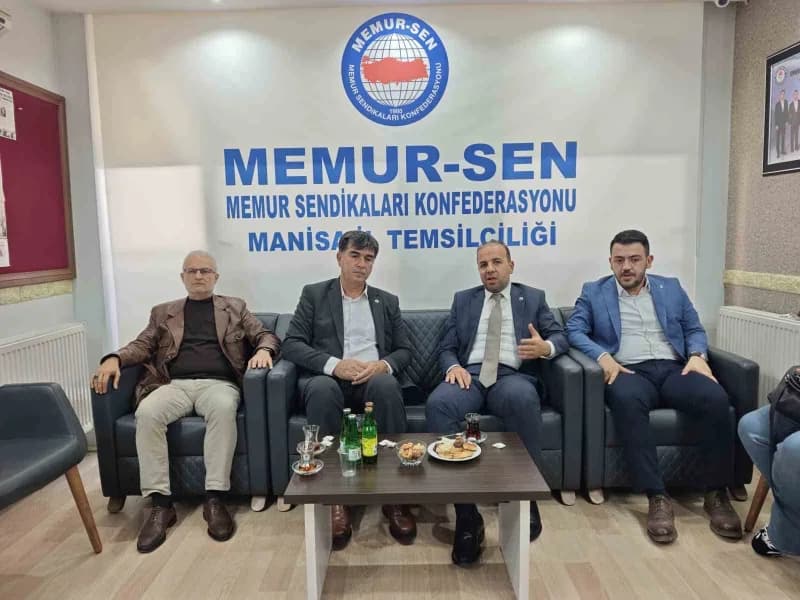 AK Parti Genel Merkez Teşkilat Başkanlığı Teşkilat Koordinatörü Selim Gültekin, Memur-sen Manisa İl Temsilciliğini ziyar