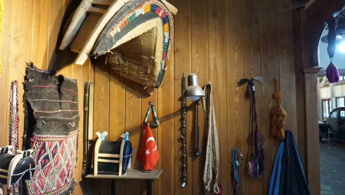 Gelişen teknoloji ve değişen yaşam şartları nedeniyle yok olma noktasına gelen semercilik mesleği, m