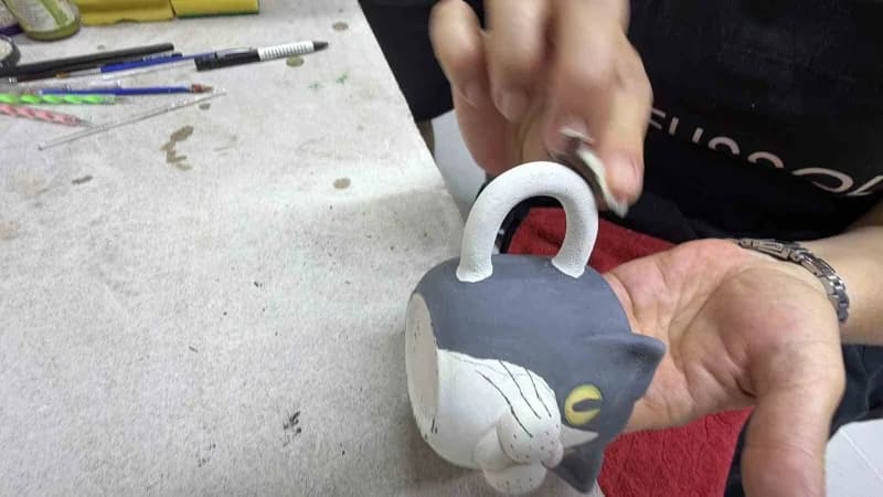 Akçakoca’da hobi olarak başladığı seramik çalışmalarını zamanla geliştiren iktisatçı Yıldız Füsun Sürücü, Yaklaşık 4 yıl
