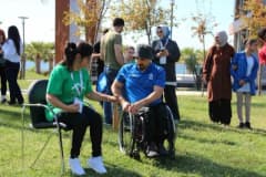 Çanakkale’de serebral palsili gençler ve ailelerinin katıldığı üç günlük kamp etkinliğinden bir görüntü