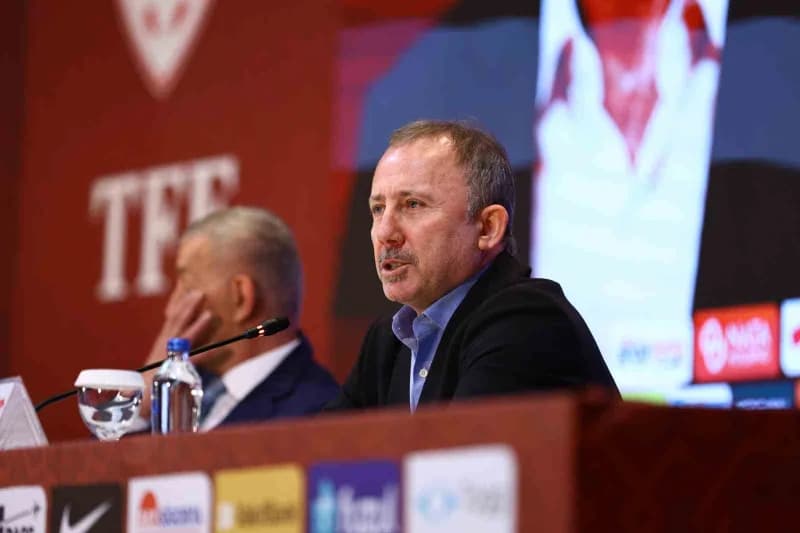 Sergen Yalçın açıklamalarda bulundu