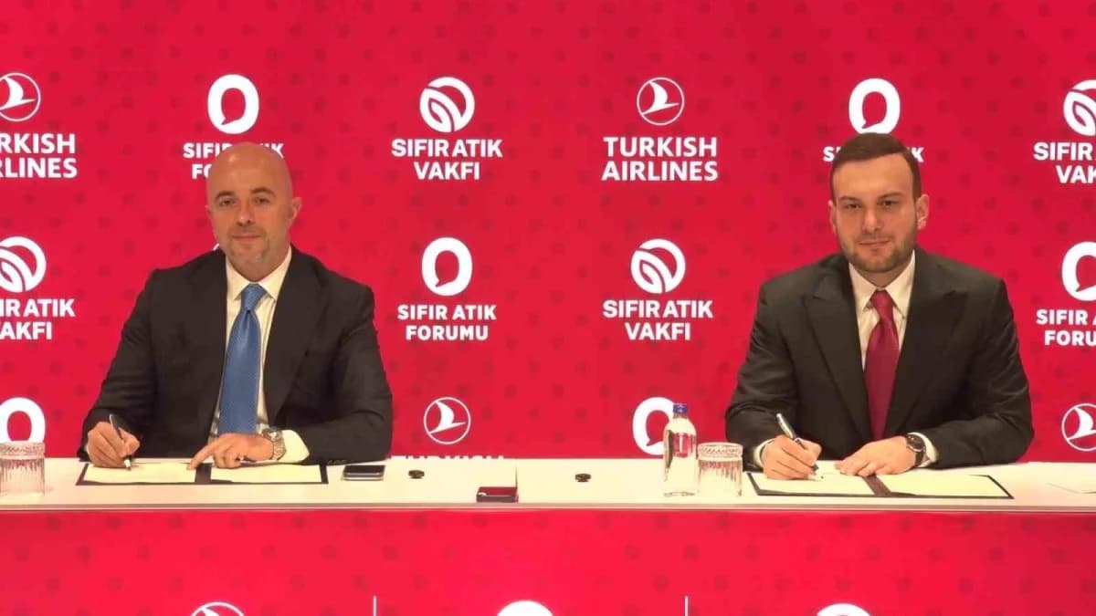 Sıfır Atık Vakfı Başkanı ve COP31 Yüksek Düzeyli İklim Şampiyonu Samed Ağırbaş ile THY Genel Müdürü Ahmet Olmuştur