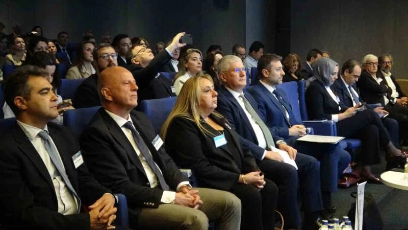 Sigorta Tatbikatçıları Derneği (STD) tarafından düzenlenen 18'inci Uluslararası İstanbul Sigortacılık Konferansı, sektör