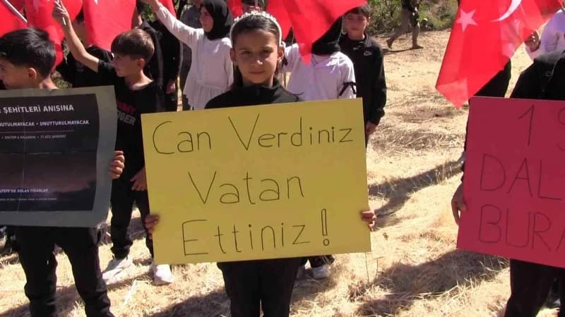 Siirt’te terör örgütü PKK'nın katlettiği 37 masum kurban törenle anıldı
