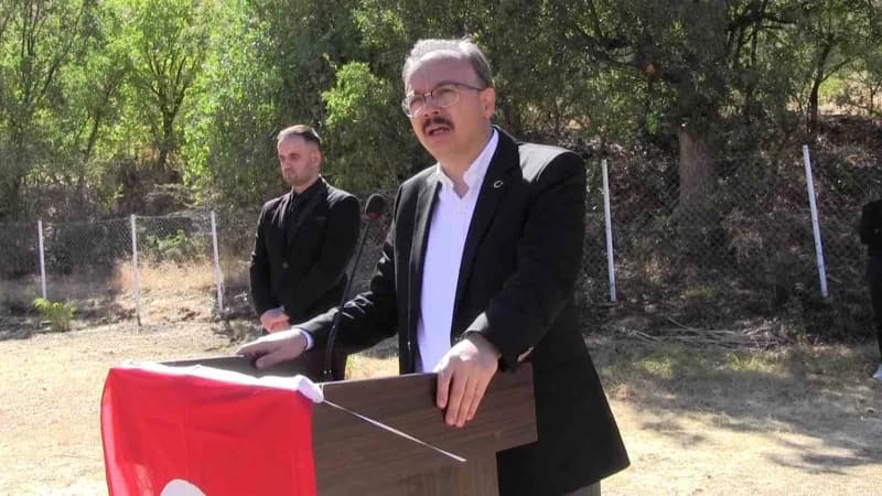 Siirt’te terör örgütü PKK'nın katlettiği 37 masum kurban törenle anıldı