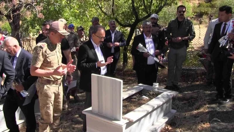 Siirt’te terör örgütü PKK'nın katlettiği 37 masum kurban törenle anıldı
