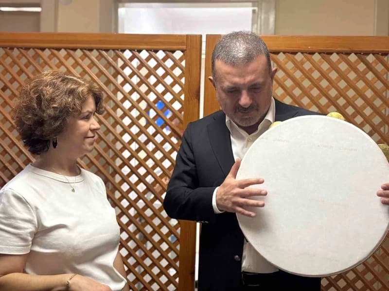 Sincan Belediyesi, Türk musikisini yaşatmaya yönelik eğitim faaliyetlerine çocukları da dahil etti. Belediye bünyesinde