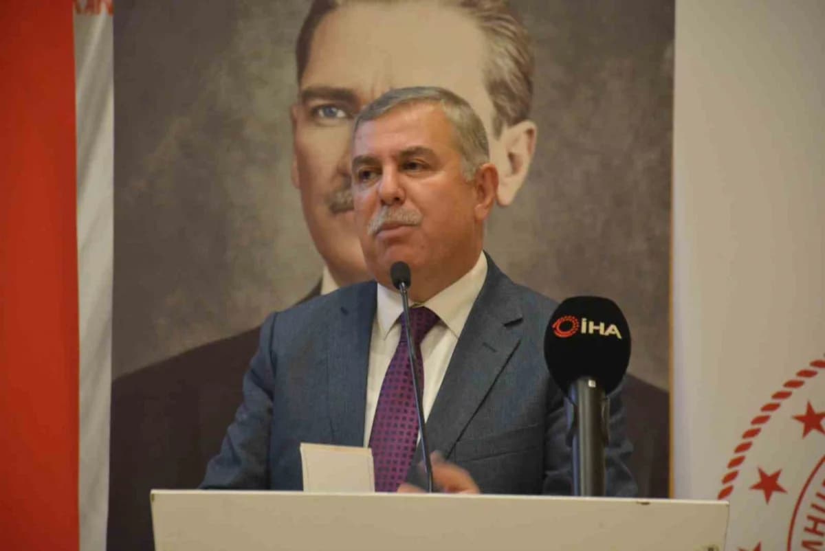 AK Parti Sinop Milletvekili Dr. Nazım Maviş