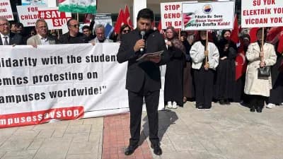 Sinop Üniversitesi'nde 7 Ekim Aksa Tufanı anısına düzenlenen Filistin destek programından bir kare